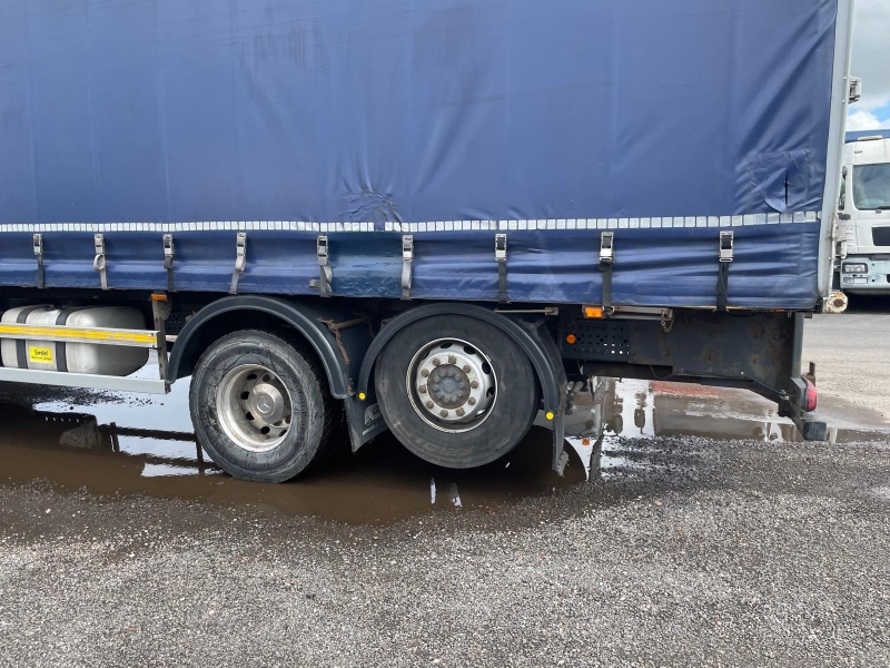 Vehicle Photo 7